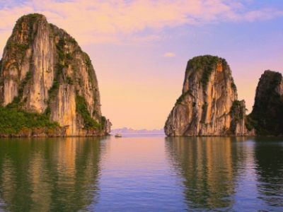 Halong-bay-world-heritage-in-Vietnam
