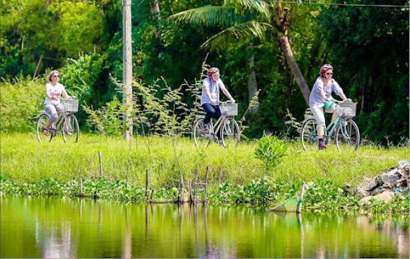 Cycling-tour-in-Hue-Vietnam-2