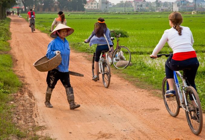 Cycling-tour-in-Hue-Vietnam-3
